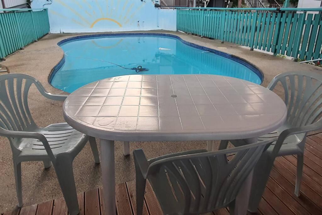 Suva Apartment | Spacious 4-bdrm fully self-contained WIFI, Parking