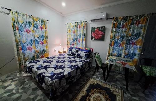 Nasinu Bed & Breakfast | Tropical Almond Haven