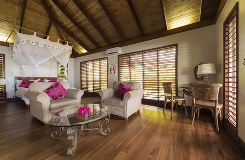 Tagaqe Resort | All Inclusive Exclusive Beachfront Resort (8 Separate private Villa's & Rooms)