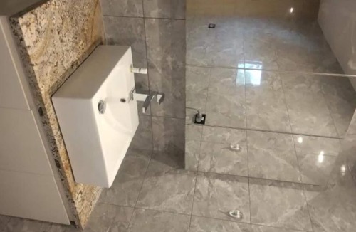 Nadi Apartment | Apartment with Balcony - Breeze Apartments