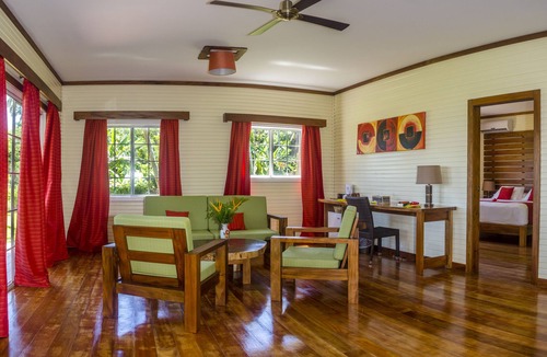 Raviravi Resort | Beqa Lagoon Resort