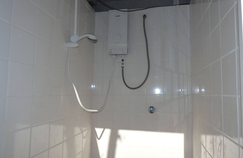 Wailoloa Hostel | Bluewater Lodge - Hostel