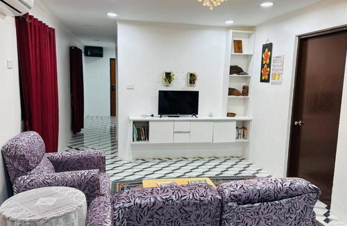 Nasinu House | Demberlys Hideaway