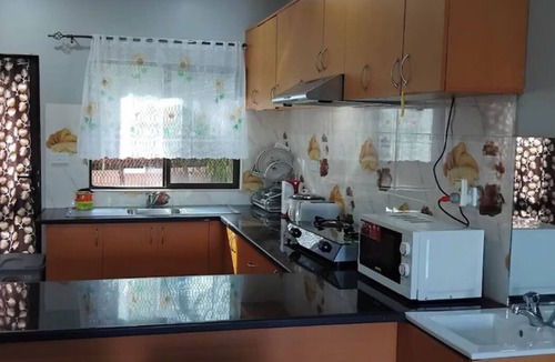 Sigatoka Apartment | HASMATULLAH HOLIDAY APARTMENT 2-bedroom with WiFi & AC in delightful Sigatoka