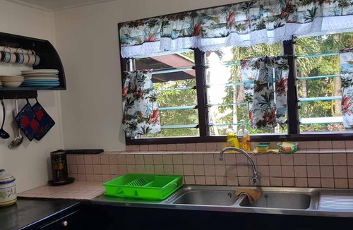 Savusavu House | Ocean White House