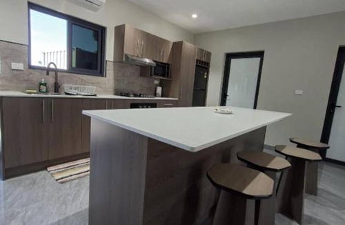 Wailoloa Apartment | Pacific Sunrise Apartments #2