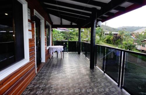 Savusavu House | Savusavu - Oceanview Homestay