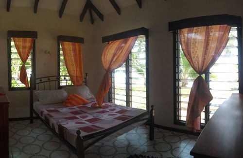 Matathawa Island Hotel | Yasawa Long Beach Hideout Resort
