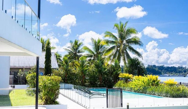 104 - Suva City Views Oceanfront Backyard