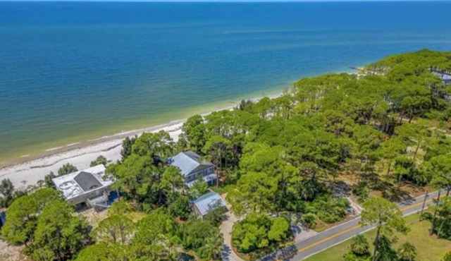 Luxury beach home retreat with endless views. in Alligator Point