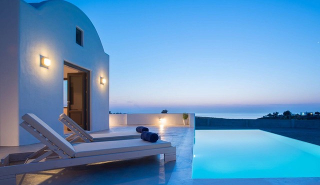 Luxury Santorini Villa | Villa Luxury | Private Pool | Sea View in Santorini