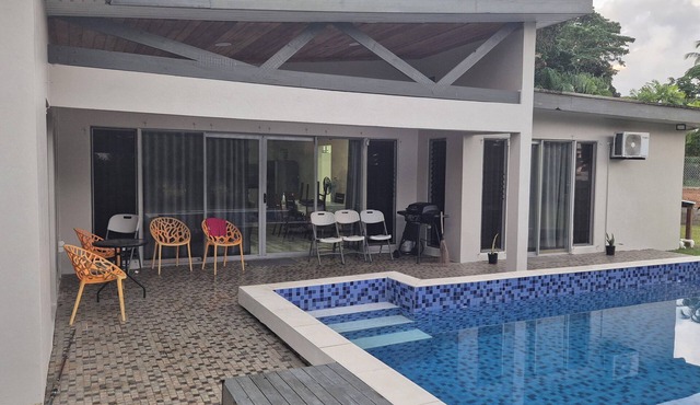 Pacific Harbour Pool Villa — Near Beach & Lake