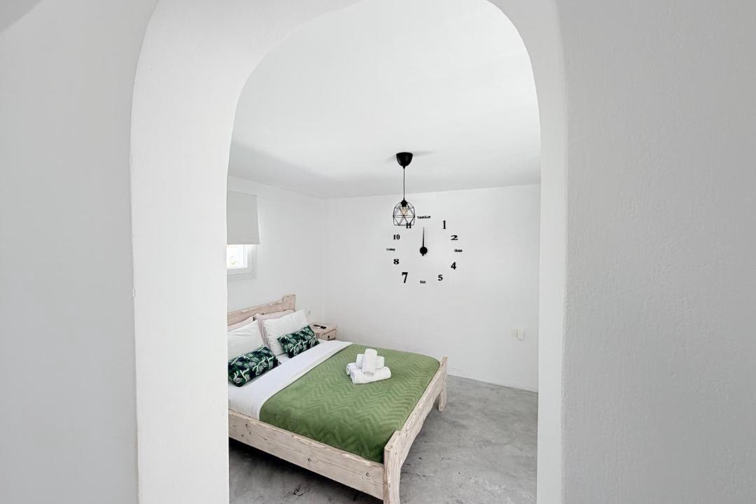 Vlychada Apartment | Almond Deluxe Suite
