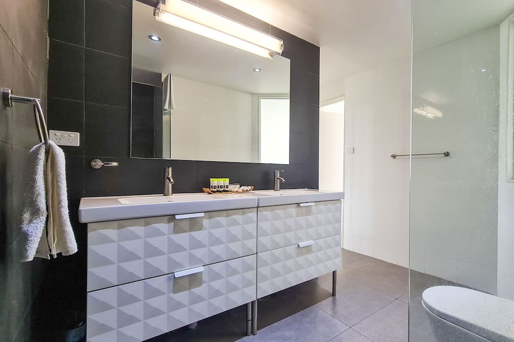 Photo of Bathroom in Korotogo
