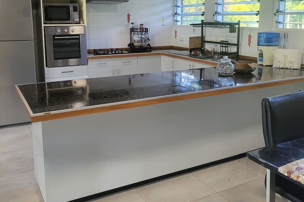 Photo of Kitchen in Pacific Harbour