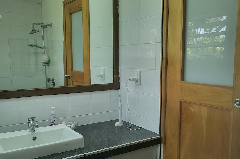 Photo of Bathroom in Pacific Harbour