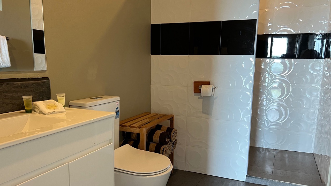 Photo of Bathroom in Raviravi