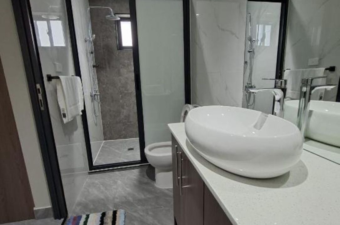 Photo of Bathroom in Wailoloa