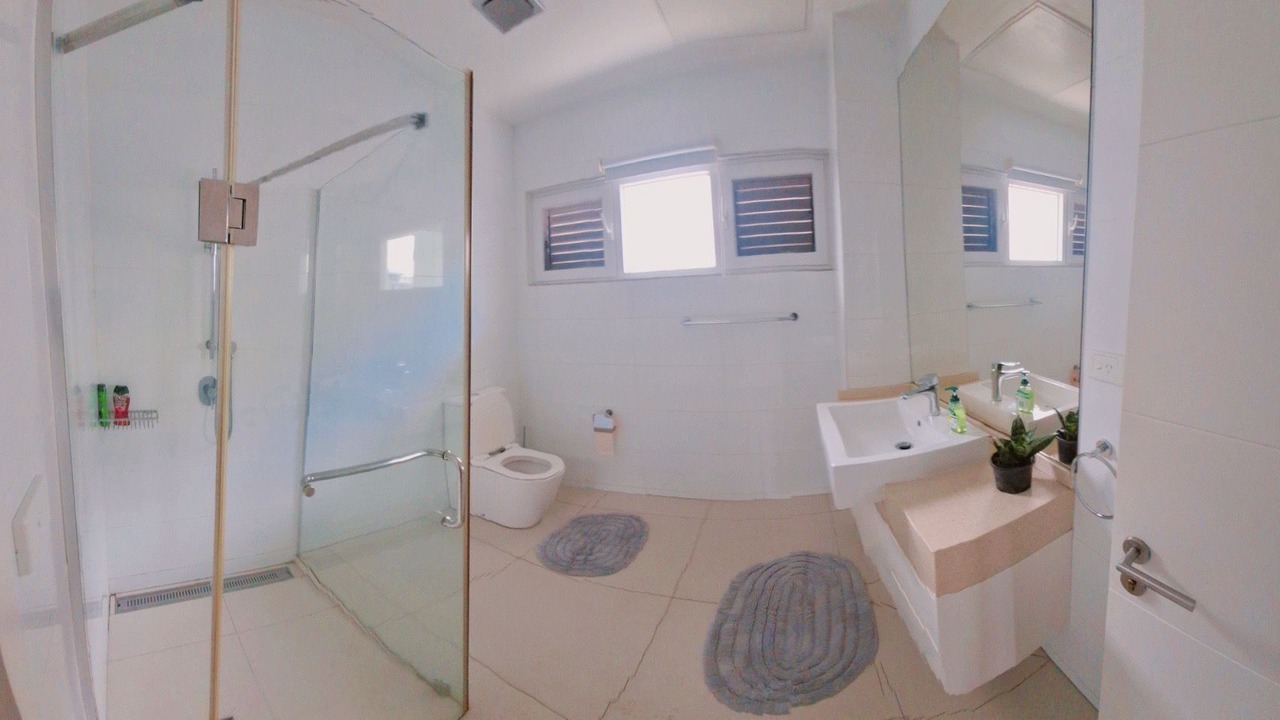 Photo of Bathroom in Wailoloa