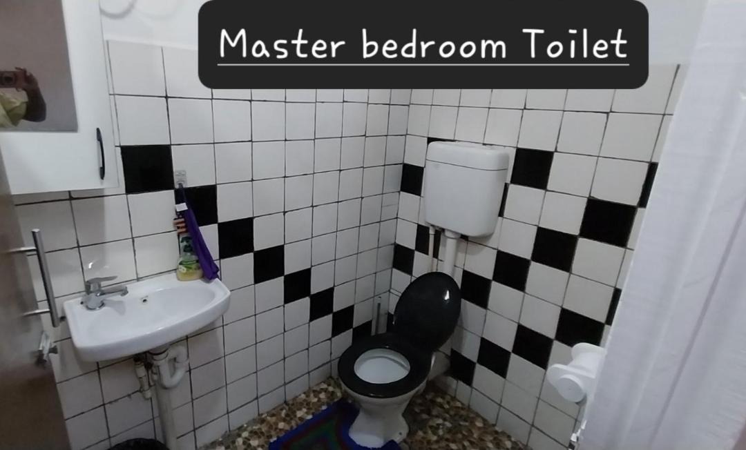 Photo of Bathroom in Lautoka
