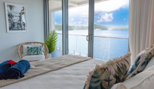 Two-Bedroom Deluxe Apartment with Harbor View