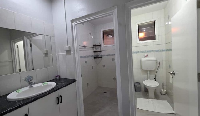 PVV Nadi AIRPORT APARTMENT is close to Nadi Airport , Nadi Town and Port Denarau